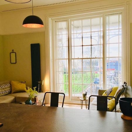 Grade 2 Listed Apartment In Heart Of Hastings Buitenkant foto