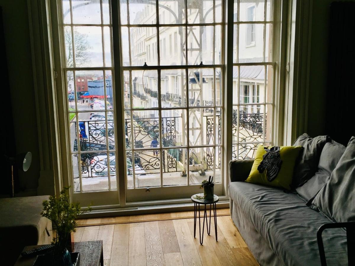 Grade 2 Listed Apartment In Heart Of Hastings Buitenkant foto