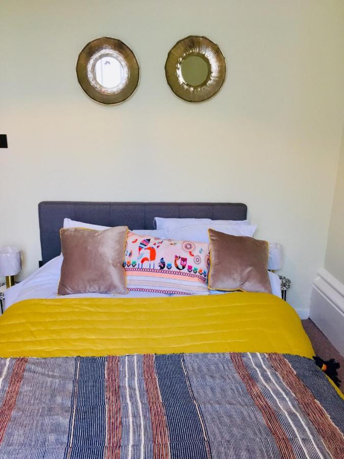 Grade 2 Listed Apartment In Heart Of Hastings Buitenkant foto